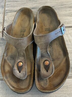 Birkenstock Brown Leather Gizeh Thong Sandals - Women's 38
